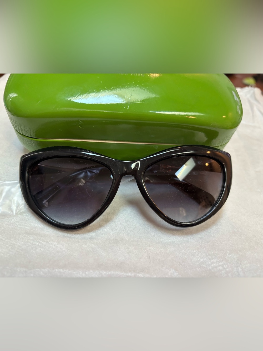Kate Spade Alma Oversized Sunglasses in Black and Gold
